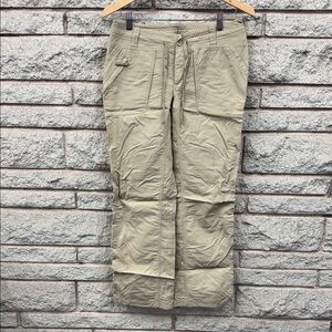 The North Face Women's Cargo Pants in Khaki